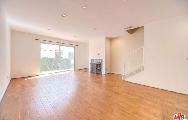 1818 BUTLER AVE