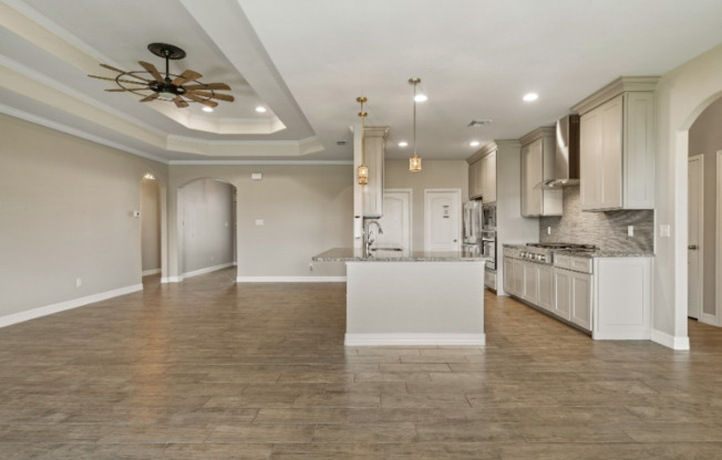 7721 DOVE HOLW