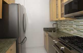 1 bed, 1 bath, $5,495, Unit 3L