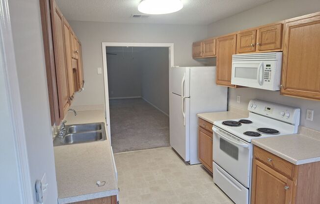 3 beds, 2 baths, $1,650