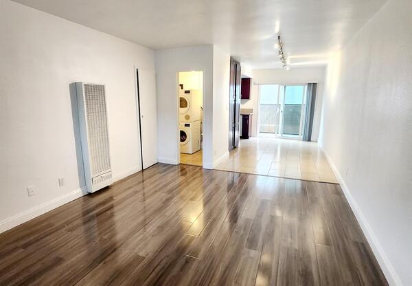 3853 Prospect Avenue - 6