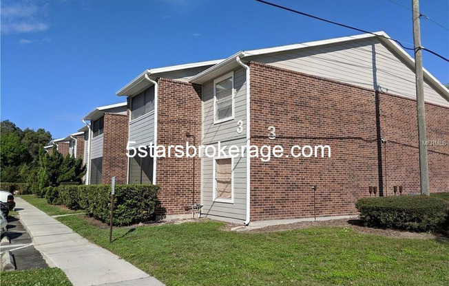 1400 GANDY BLVD N