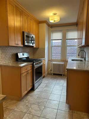 2 beds, 1 bath, 1,200 sqft, $2,999