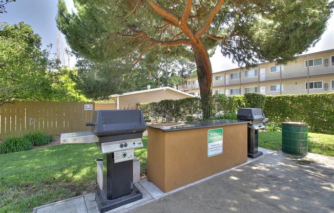 Outdoor Grilling Station at The Arbors at Mountain View, Mountain View, 94040