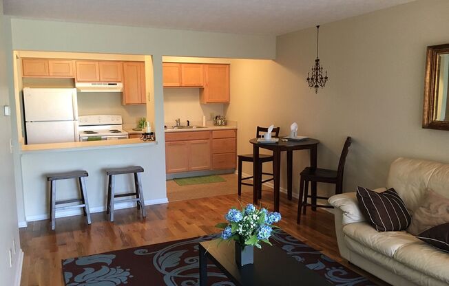 2 beds, 1 bath, 850 sqft, $950, Unit 1541-A2