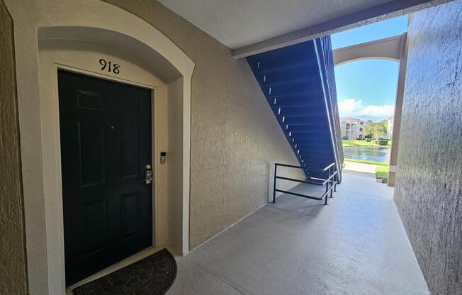 3 beds, 2 baths, 1,206 sqft, $1,600