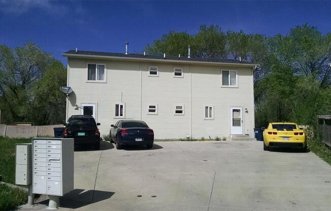 901 TEAL CT