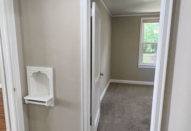 2 beds, 1 bath, $1,035