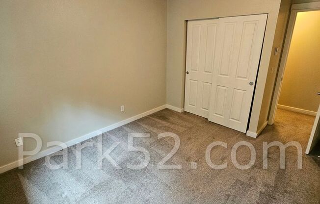 3 beds, 2 baths, $2,300