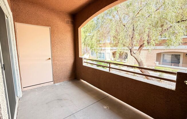 2 beds, 2 baths, $1,595, Unit UNIT 1021