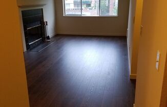 1 bed, 1 bath, 719 sqft, $1,975, Unit 401