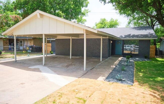 8616 Fireside Dr