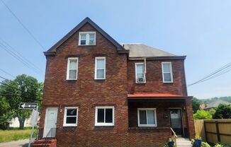 732 Idlewood Avenue (Full Service)