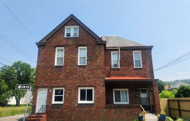 732 Idlewood Avenue (Full Service)
