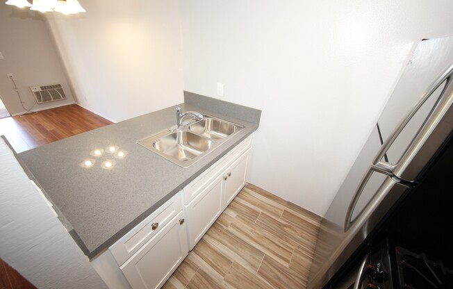 Studio, 1 bath, $1,895, Unit 113