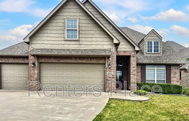 821 W ELMIRA ST
