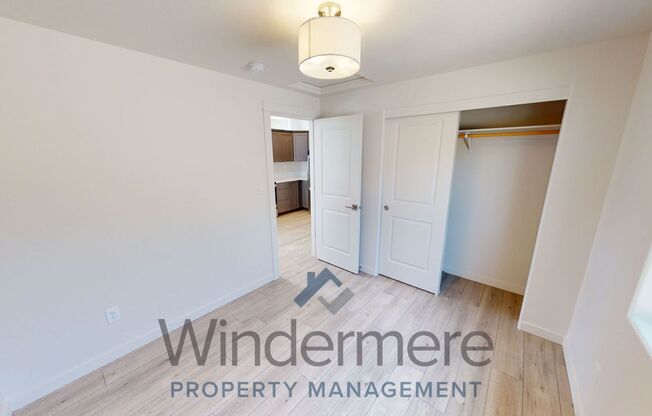 3 beds, 2 baths, 1,064 sqft, $1,895, Unit 325 Cowden