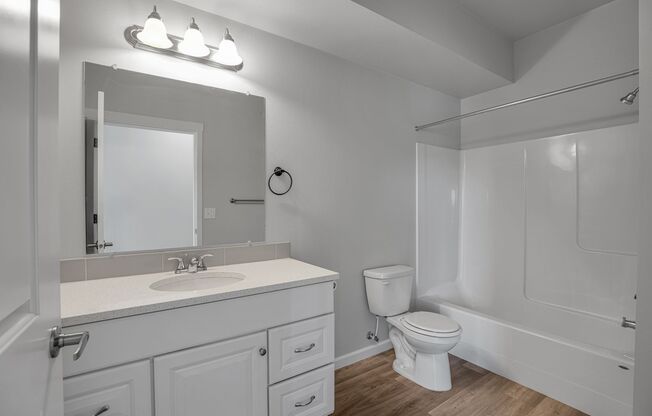 2 beds, 2 baths, 1,055 sqft, $1,315, Unit 211-G337