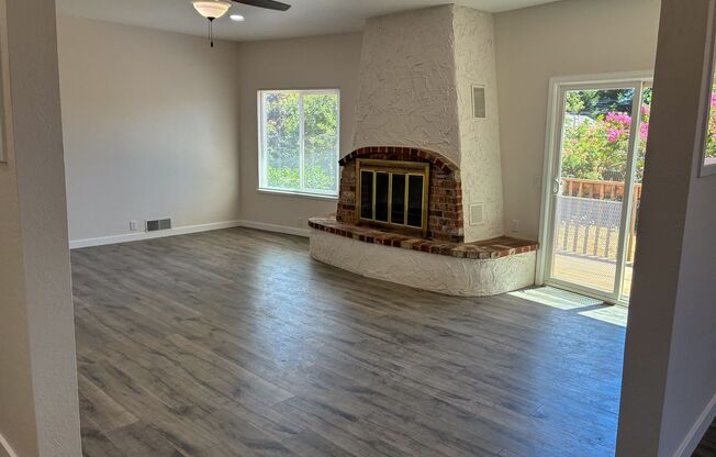 MOVE IN SPECIAL $500 off first months rent!!  3 Bedroom Home for Rent in Paradise CA | Fireplace, LVP Flooring, Yard & Garage