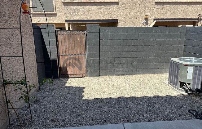 2 beds, 2.5 baths, 1,046 sqft, $1,750, Unit 20