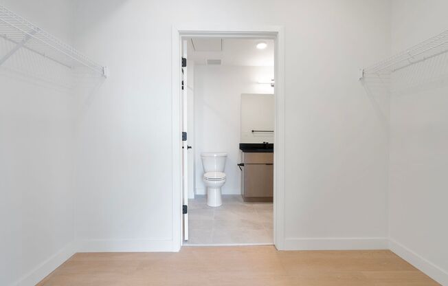 2 beds, 2 baths, 966 sqft, $2,450, Unit 321