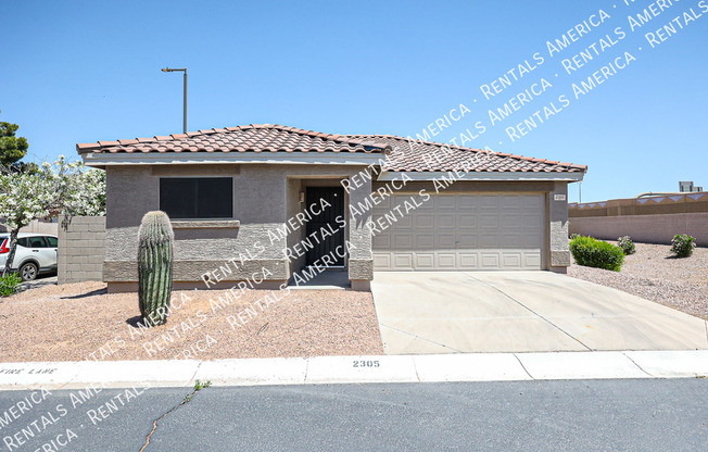 2305 E SPRUCE DR