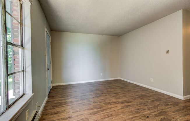 2 beds, 1 bath, 825 sqft, $775, Unit 1501 Apartment 30