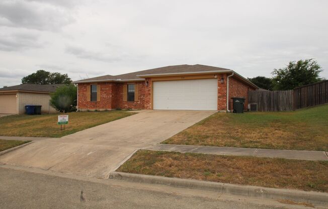 4 beds, 2 baths, $1,750