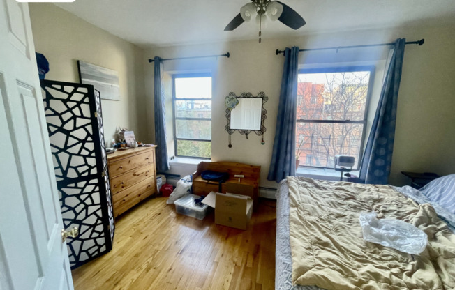 25 E 126 ST