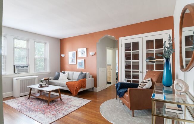 1 bed, 1 bath, 680 sqft, $1,860, Unit 305B