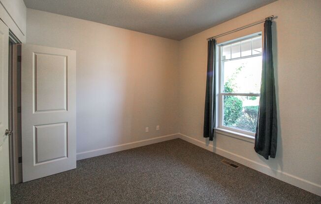 West Salem Single Level Home with Fenced Backyard ~ Kurt 3091