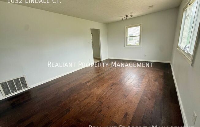 1032 LINDALE CT