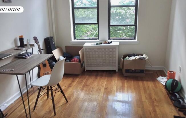 34 22 28 ST