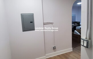 1347 W ESTES