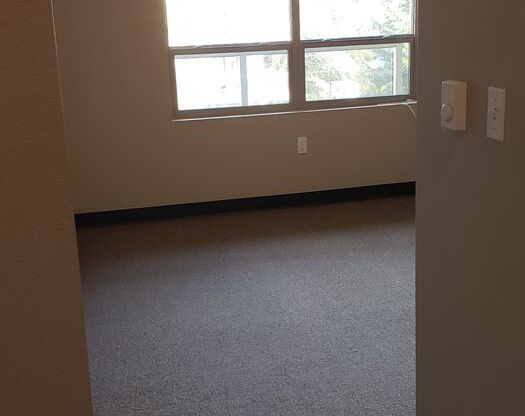 1 bed, 1 bath, 589 sqft, $1,225, Unit 2-304W