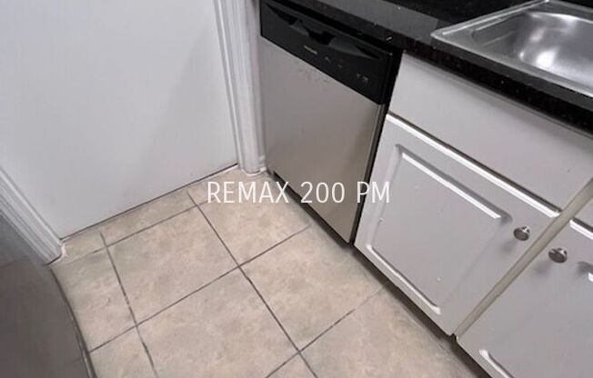 5578 METROWEST BLVD