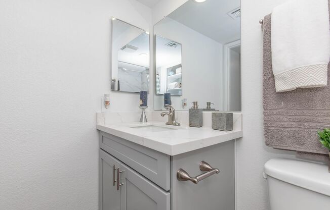 1 bed, 1 bath, 530 sqft, $1,179, Unit 155