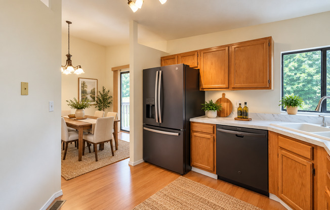$2,595 - 4 Bed / 2 Bath Beautiful Home in Indian Trail