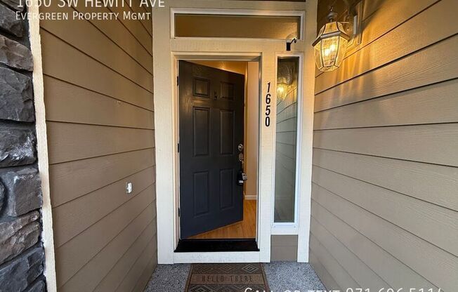 1650 SW HEWITT AVE