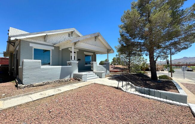 Sunset Heights Historic Home - 3Bed Refrig A/C!