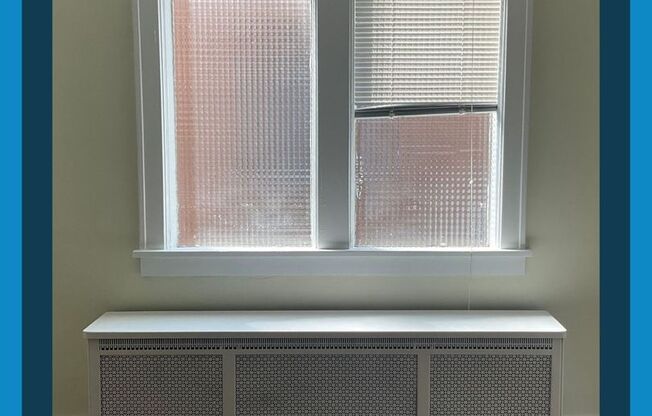 Old World Charmed 3 bedroom 1 bath rental in Squirrel Hill!