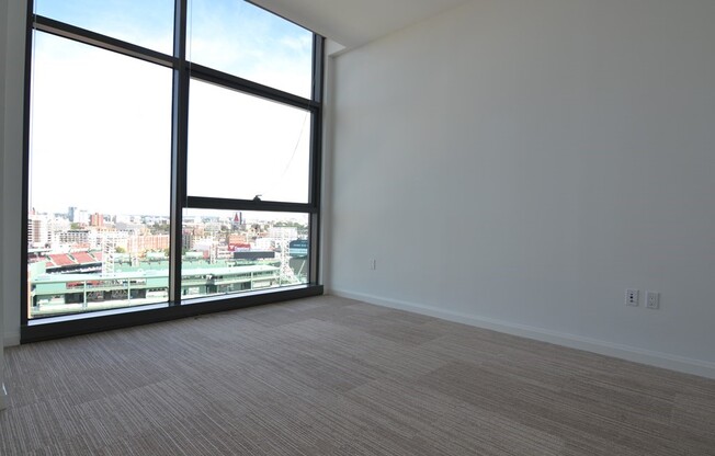 3 beds, 2 baths, 1,627 sqft, $10,100, Unit 1513