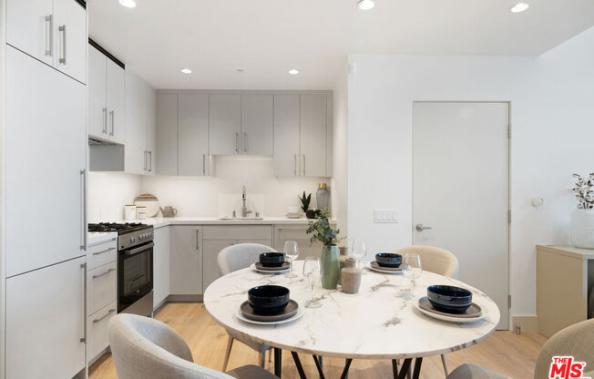 1 bed, 1 bath, 720 sqft, $4,195, Unit 310
