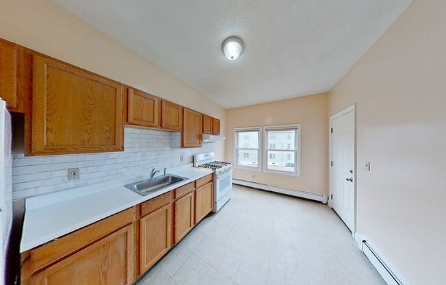 33 ELMORE ST