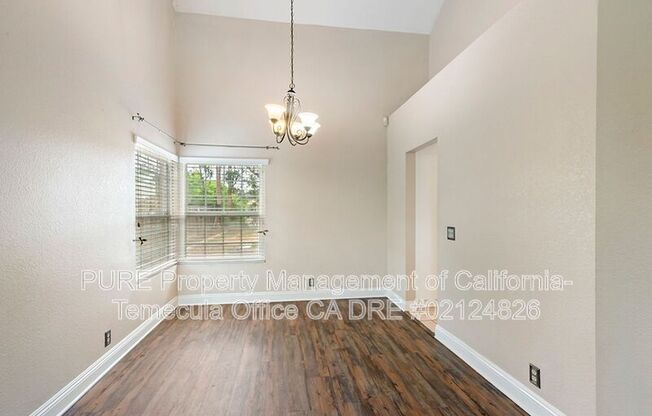 24556 LEAFWOOD DR