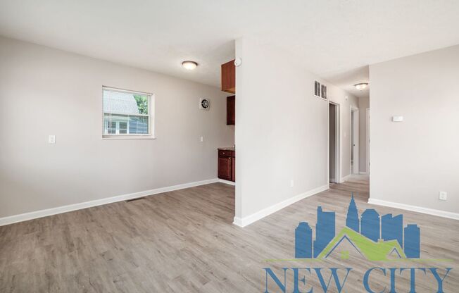 2 beds, 1 bath, 680 sqft, $924, Unit 416 S. Yale Avenue