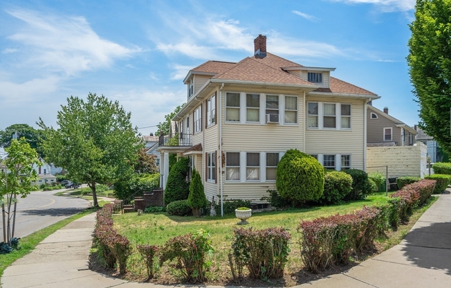 68 MAPLEWOOD ST