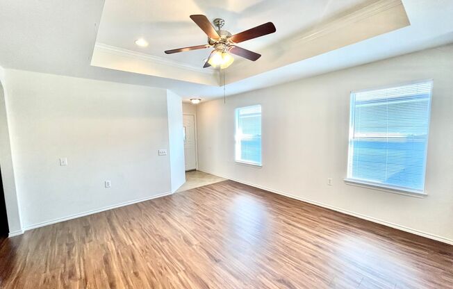 Home Near Southeast Downtown Austin and Airport!