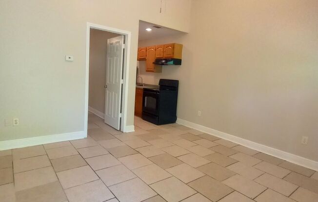 1 bed, 1 bath, 445 sqft, $1,050, Unit 1512-C