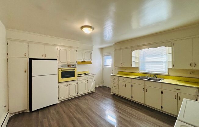 188AB - 315 Reynolds Ave. DM